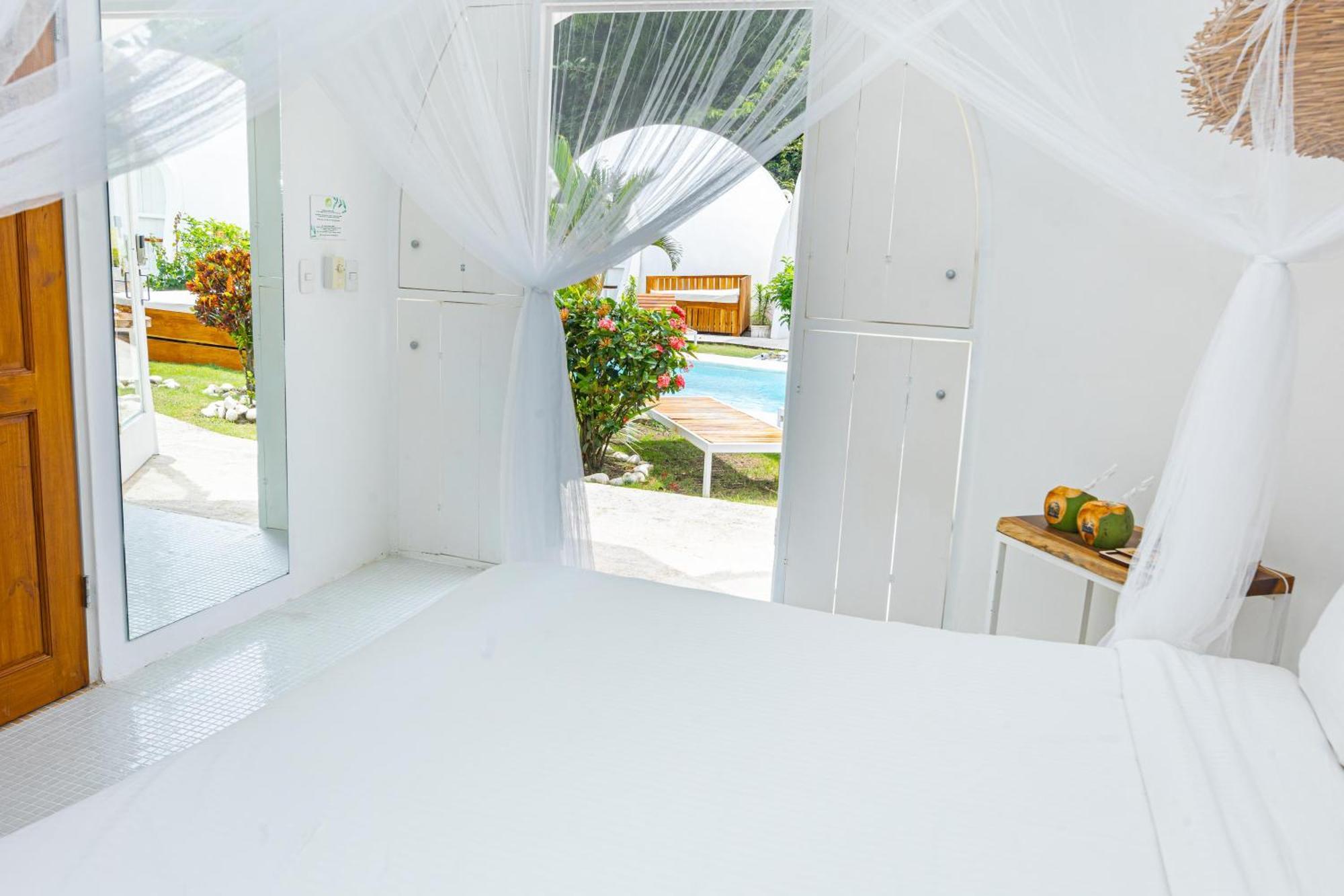 Igloo Beach Lodge Manuel Antonio Bagian luar foto